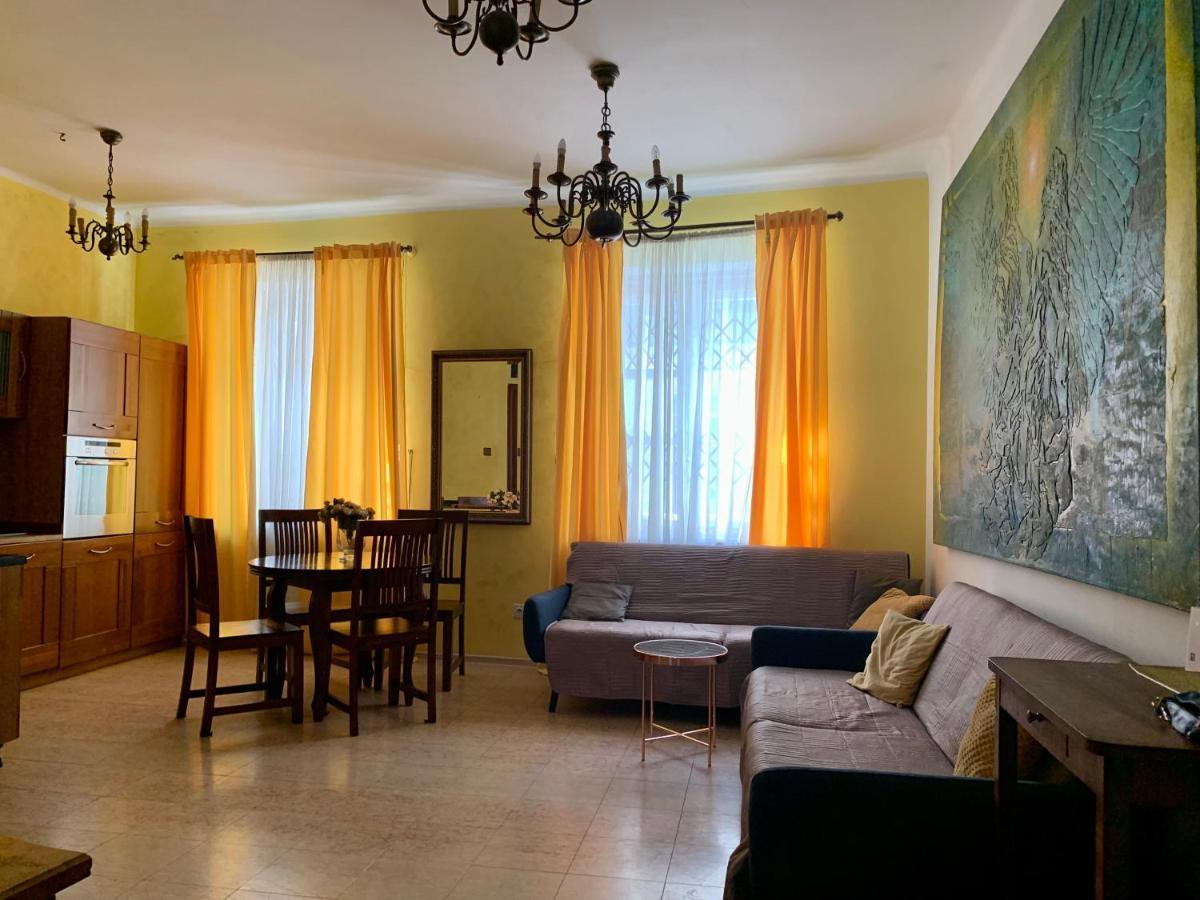 Beautiful And Charming Apartment In The Heart Of The Old Town Βαρσοβία Εξωτερικό φωτογραφία