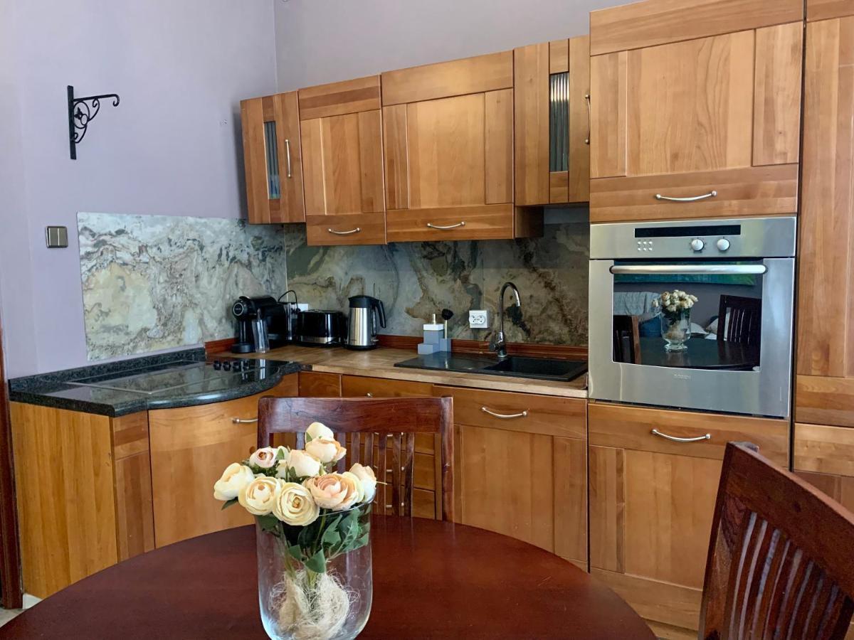 Beautiful And Charming Apartment In The Heart Of The Old Town Βαρσοβία Εξωτερικό φωτογραφία